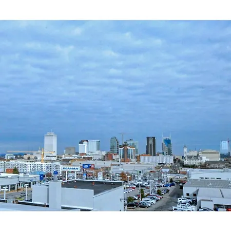 Two Bedroom Midtown Apartment With Rooftop Pool - Mt08 Apartment