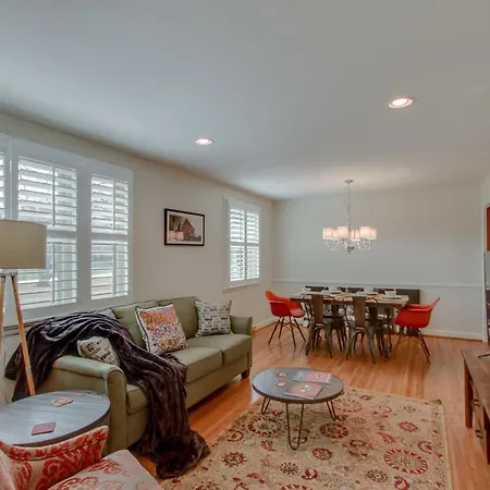 Apartment Green Hills Home﻿ Townhouse
