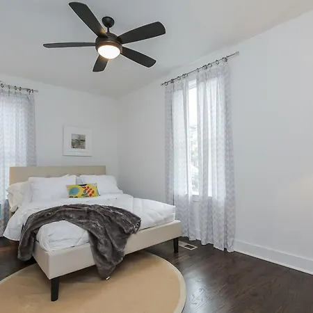 Russell St Holiday home *