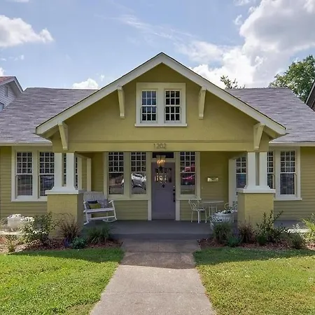 Stratton House Nestled In East Holiday home *