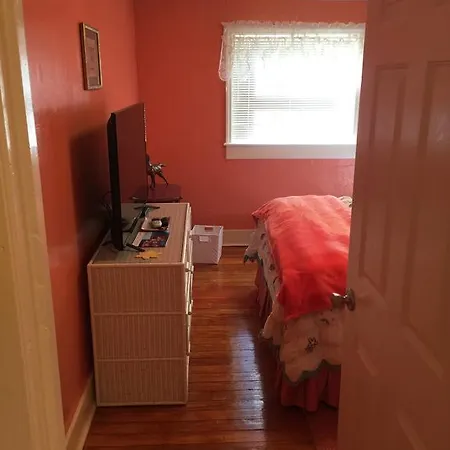 Apartment Dolly's Quiet & Private Getaway *