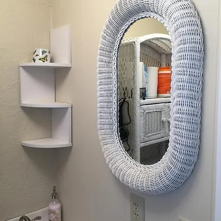 Apartment Dolly's Quiet & Private Getaway *