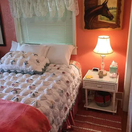 Dolly's Quiet & Private Getaway