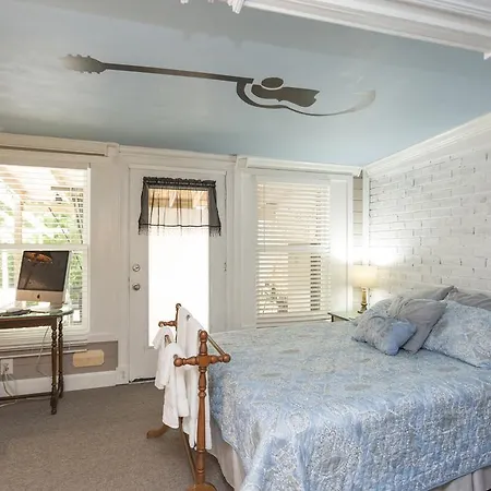 Charming Four Bedroom Nashville