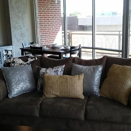 Apartment Signature Suites At Elliston23