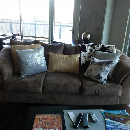 Signature Suites At Elliston23 Apartment Nashville