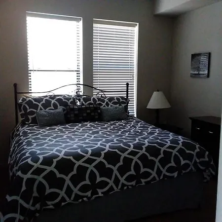 Signature Suites At Elliston23 Apartment *