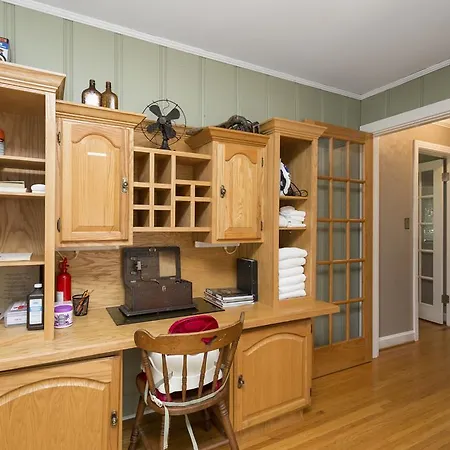 Southern Charm 2 Bedroom In East Guest house *
