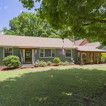 Southern Charm 2 Bedroom In East Nashville