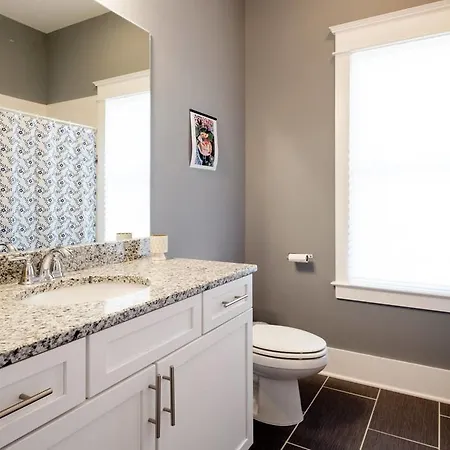 5 Bedroom House In South 11th Street, Holiday home Nashville
