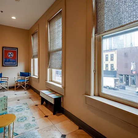 Hideaway Loft In Downtown *