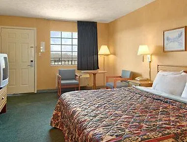 Days By Wyndham Joelton/nashville Hotel