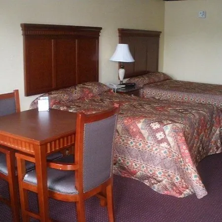 Quarters & Hotel