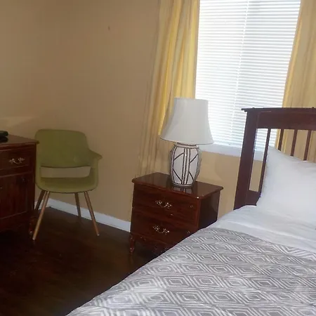 Batavia Suites