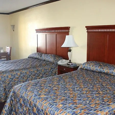 Hotel Quarters &