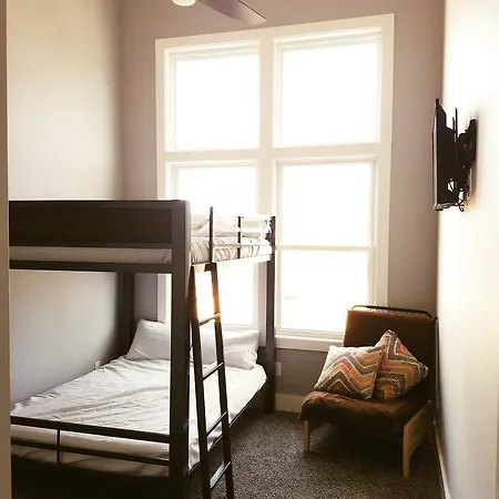 Duplex Near Downtown *