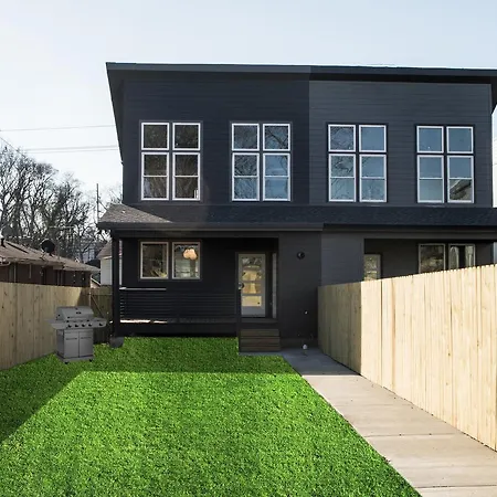Apartment Duplex Near Downtown Nashville