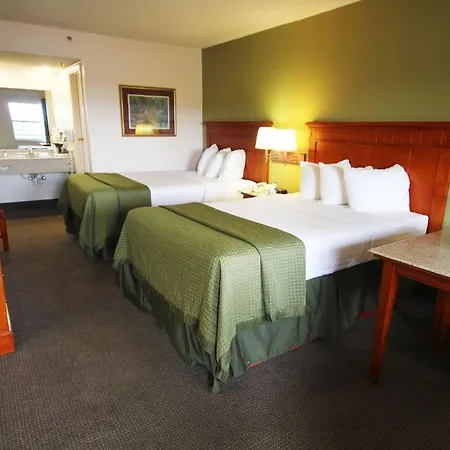 Rodeway & Hotel