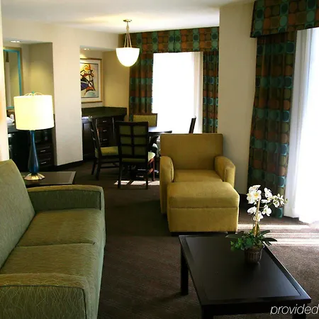 Hampton & Nashville-downtown Hotel 3*