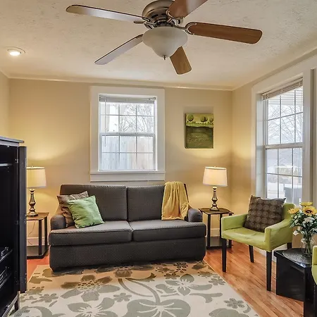 Hip Southern Charmer Apartment *