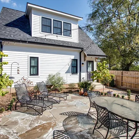 Walk-Friendly Germantown Guest House Apts Apartment Nashville