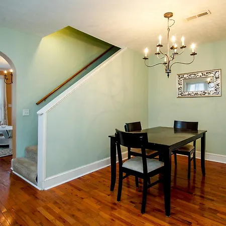 West Grove Ave House