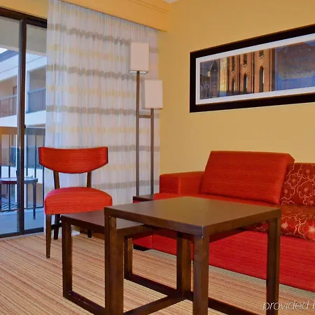 Courtyard By Marriott Vanderbilt West End 3*
