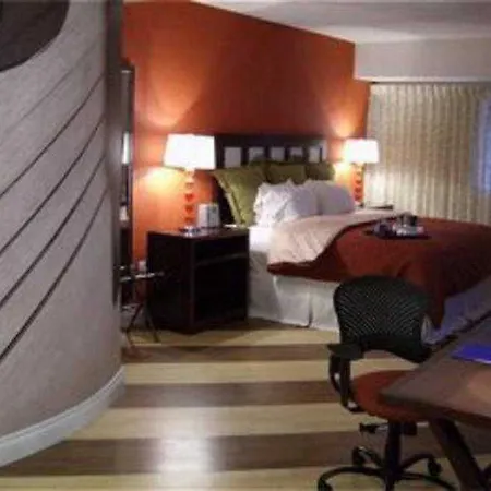 Aloft By Marriott West End