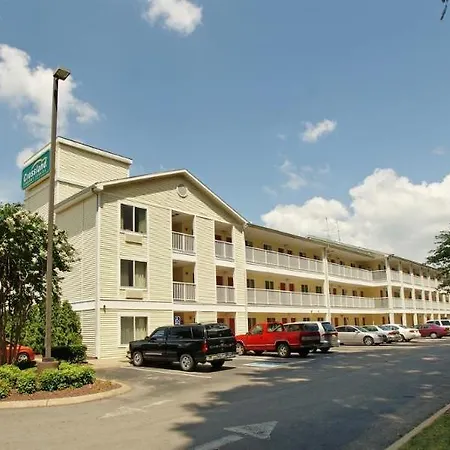 Hometowne By Red Roof - Airport/briley Pkwy 2* Nashville