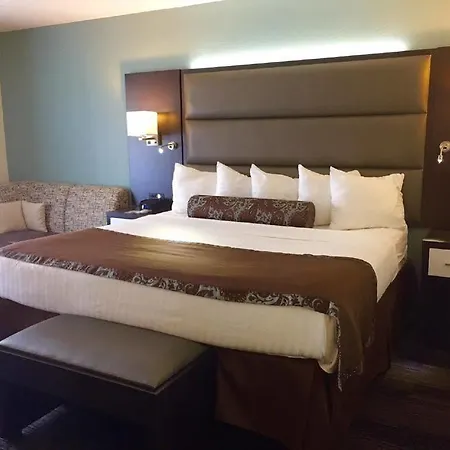 Hotel Club & Nashville
