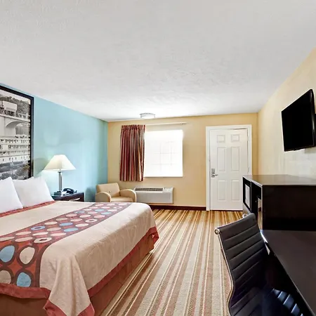 Hotel Super 8 By Wyndham Whites Creek/ Nw Area Nashville