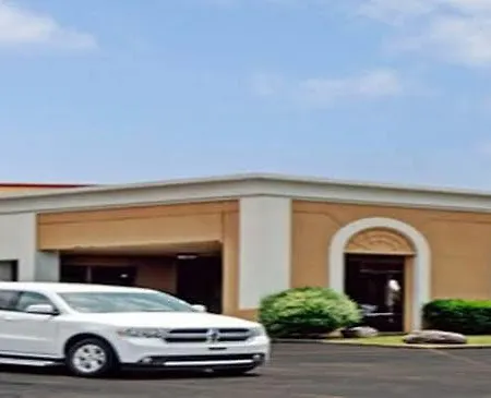 Hotel Super 8 Downtown Airport