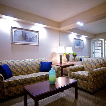 Radisson Airport