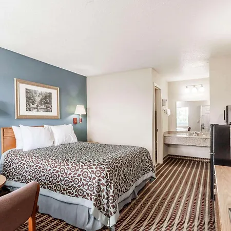 Days By Wyndham N Opryland/grand Ole Opry Motel 2*