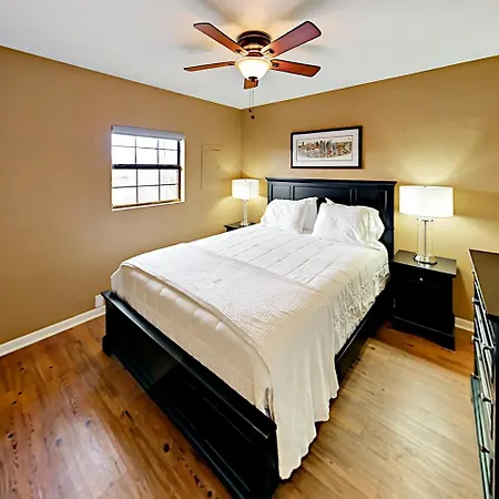 Landmark Mcmillin Court 15 * Nashville