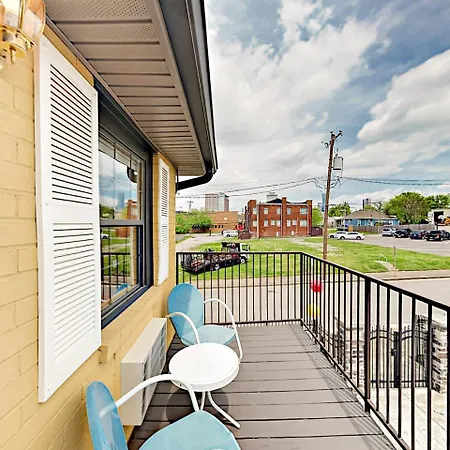 Apartment Landmark Mcmillin Court 16