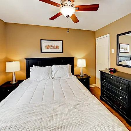 Landmark Mcmillin Court 13 * Nashville
