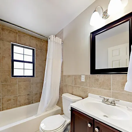 Landmark Mcmillin Court Apartment 10 Apartment *