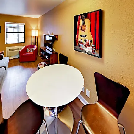 Landmark Mcmillin Court Apartment 1