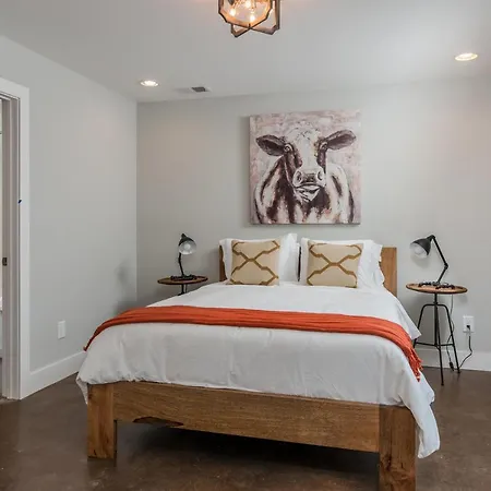 Townhome Unit A Townhouse *