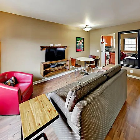 Landmark Mcmillin Court 13 Apartment