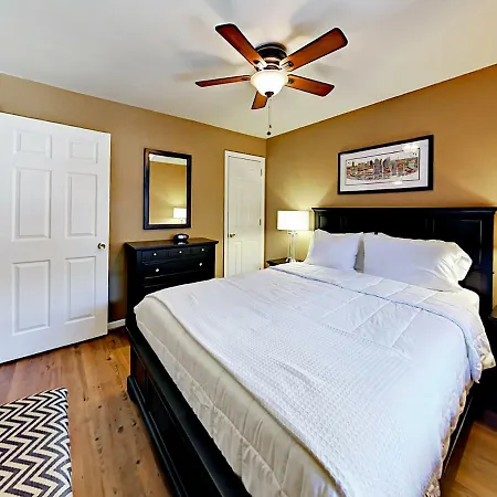 Landmark Mcmillin Court Apartment #7 Condo Apartment Nashville
