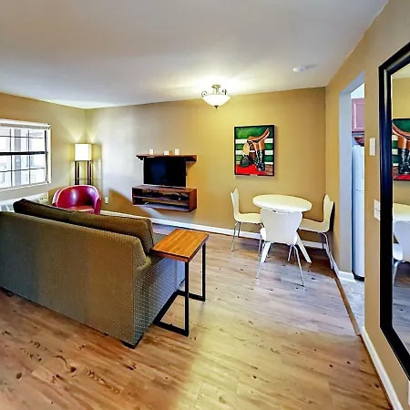 Landmark Mcmillin Court Apartment #7 Condo *