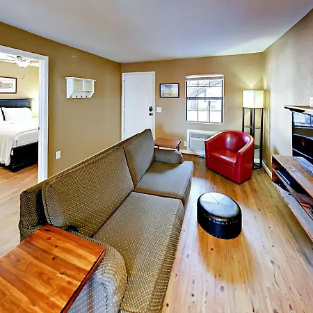 Landmark Mcmillin Court Apartment #7 Condo Apartment Nashville