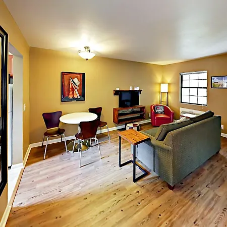 Landmark Mcmillin Court Apartment 14 * Nashville