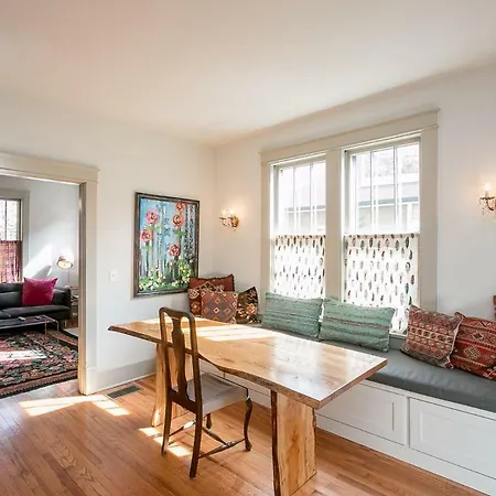 Beechwood House Holiday home