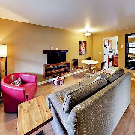 Landmark Mcmillin Court Apartment 1 Apartment