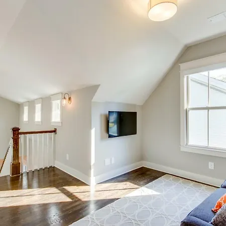 Character & Charm In East House Holiday home
