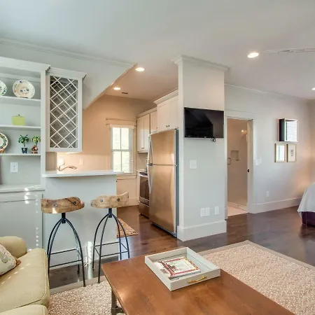 Apartment Walk-Friendly Germantown Guest House Apts Nashville