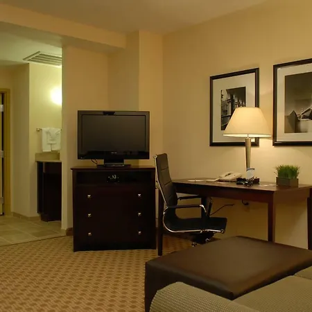 Hotel Homewood By Hilton Downtown